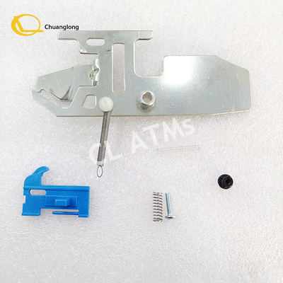 एटीएम मशीन स्पेयर पार्ट्स Diebold Opteva कैसेट प्लास्टिक पेंच 39-009852-000A 39009852000A