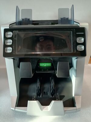 1+1 पॉकेट बैंकनोट सॉर्टिंग मशीन मनी काउंटर डिटेक्टर एलईडी डिस्प्ले के साथ काला LK22025060006