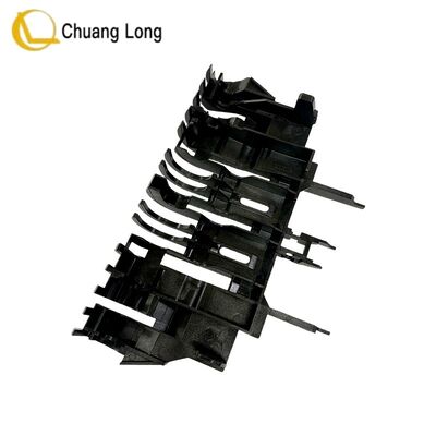 हिताची एटीएम भाग 2845V आरबी एबी कैश बॉक्स स्पेयर पार्ट पिक-व्हील प्लास्टिक ब्रैकेट 1P004008-001 1P004008001