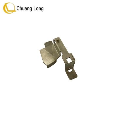 हिताची आरबी कैसेट 4P010761A कैश डिस्पेंसर शाफ्ट ब्रैकेट 4P010761A बैंकनोट बॉक्स स्टेनलेस स्टील ब्रैकेट एटीएम पार्ट्स स्टॉक में