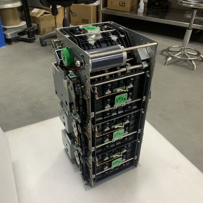 NCR CDM-4000 कैश डिस्पेंसर मॉड्यूल CDM-4000C3 3 कैसेट और 1 रिजेक्ट बॉक्स के साथ डिस्पेंसर एटीएम सीआरएम कियोस्क सेल्फसर्व मशीन पार्ट